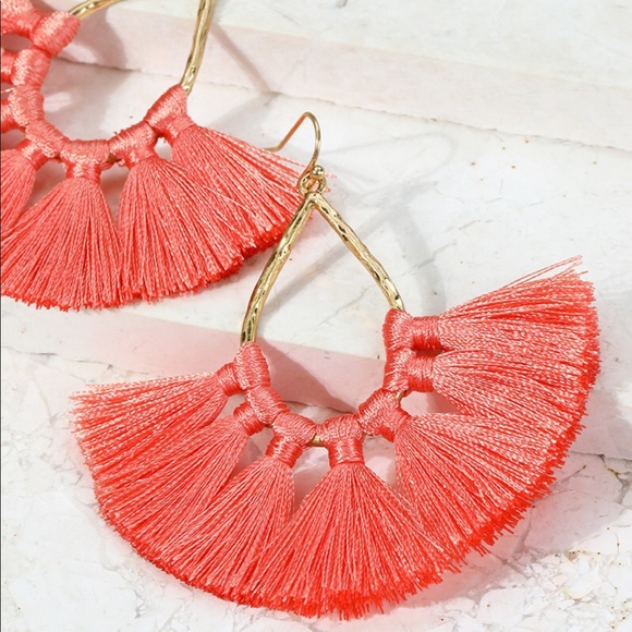 Jewelry - New Tear Drop Tassel Earrings